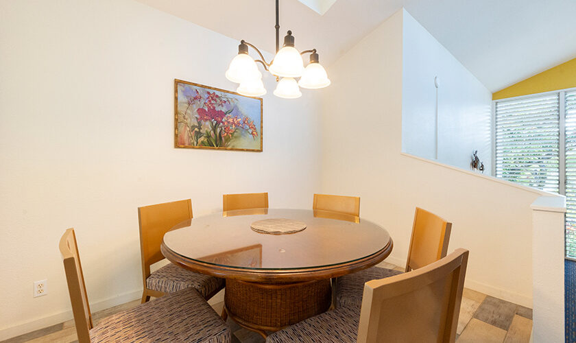 Makai Club Resort two bedroom dining room table