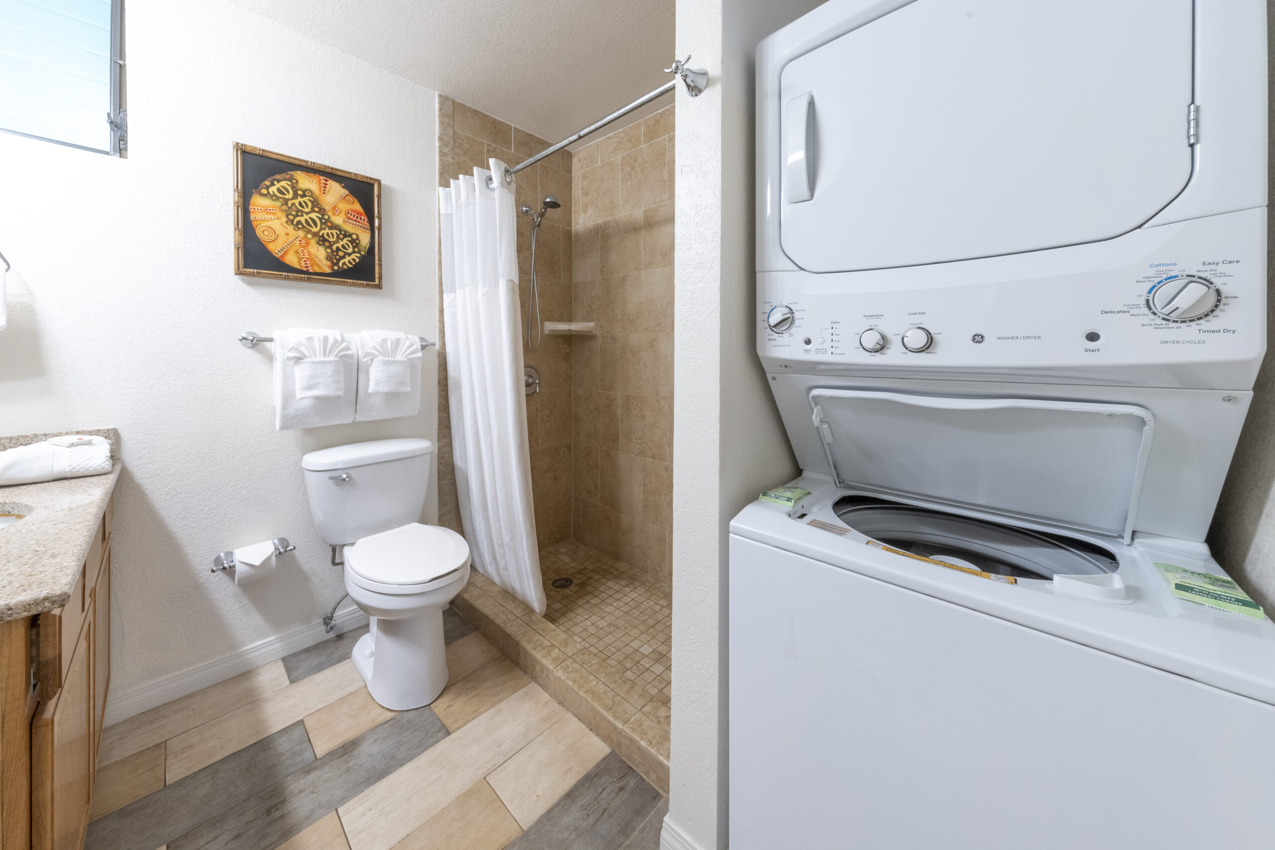 1bd condo bathroom