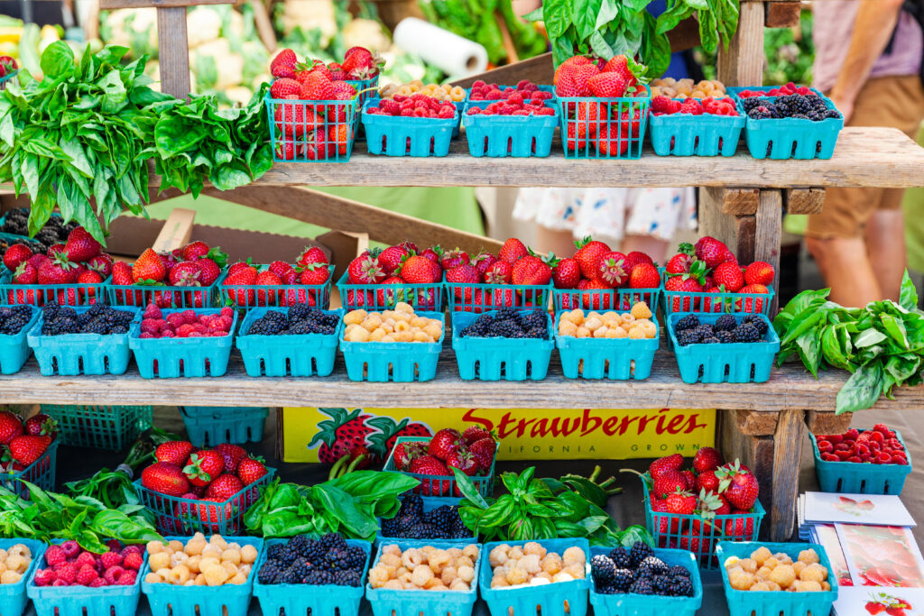 berries at farmers market